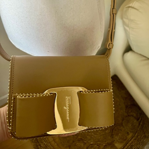 Salvatore Ferragamo Vara Bow Small Leather Crossbody Bag Camel w Gold Accent New - Picture 13 of 16